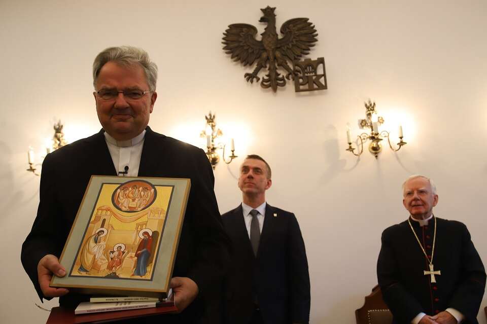 Wręczenie Nagrody im. Czcigodnego Sługi Bożego Jerzego Ciesielskiego - Ojca Rodziny / autor: fot. Biuro Prasowe Archidiecezji Krakowskiej