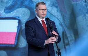 Wiceprezes PiS, kandydat ugrupowania na premiera prof. Przemysław Czarnek podczas konferencji prasowej w siedzibie PiS przy ulicy Nowogrodzkiej w Warszawie / autor: PAP/Rafał Guz