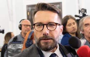 Poseł PiS Radosław Fogiel nie ma wątpliwości, że obecna władza prowadzi nagonkę na Zbigniewa Ziobro / autor: Fratria