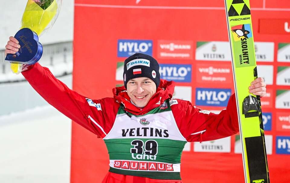 Aleksander Zniszczoł na trzecim miejscu w Lahti! / autor: PAP/EPA/KIMMO BRANDT