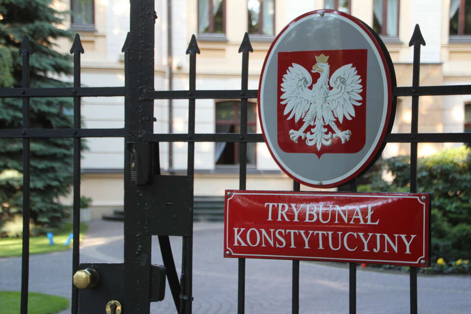 Trybunał Konstytucyjny przekazał ETPC stanowisko w sprawie czterech osób wybranych na sędziów TK / autor: Fratria