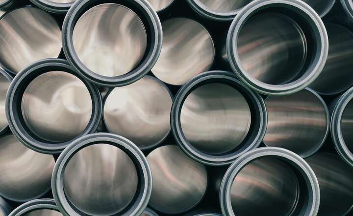 Problemy z dostawami surowców krytycznych w UE mogą doprowadzić do zatrzymania produkcji i zmniejszenia konkurencyjności w różnych branżach / autor: Pixabay