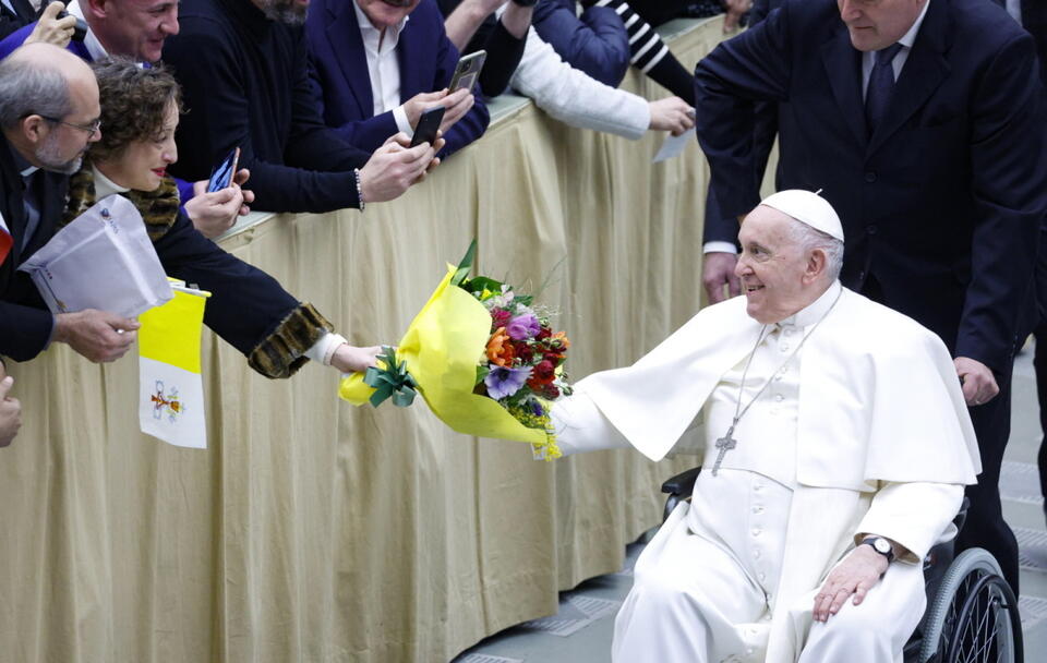 Franciszek o abdykacji: Posługa papieża jest do końca życia!