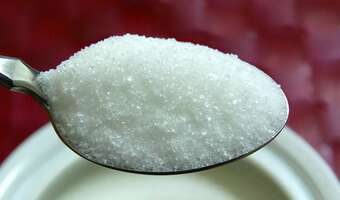 Polacy ograniczają spożycie cukru