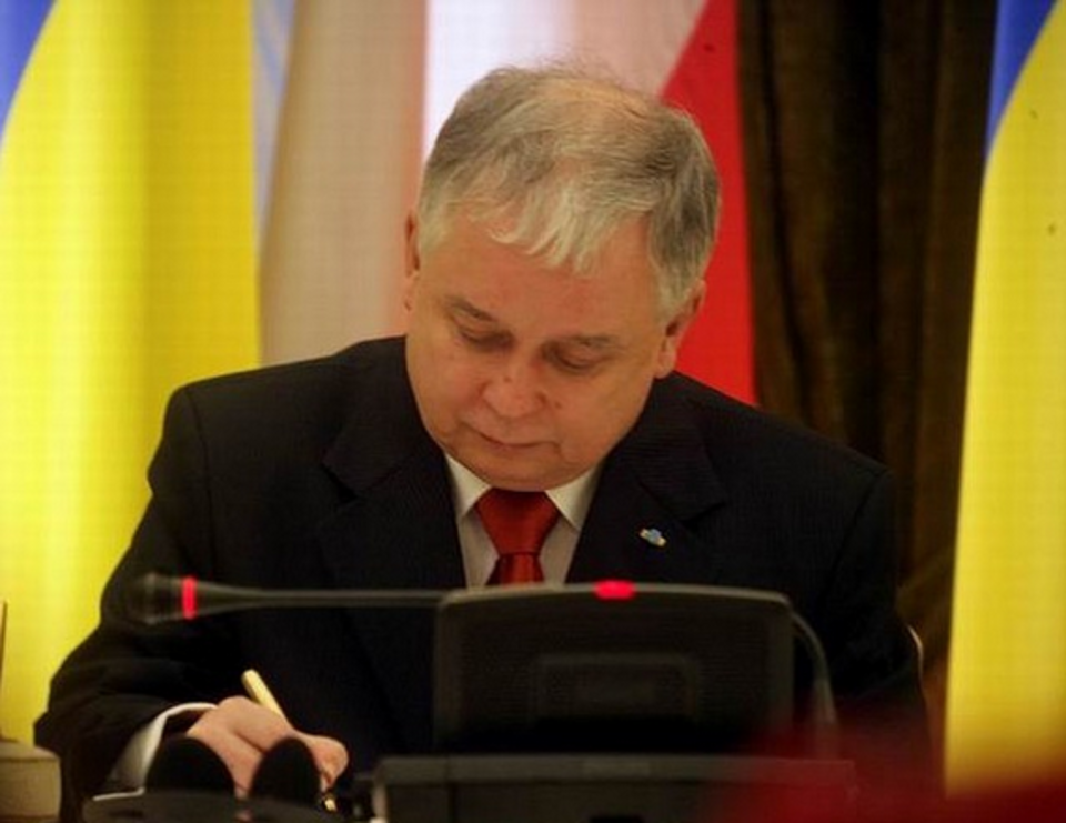 Śp. Prezydent w Kijowie "Więc jeżeli jest się w centrum Europy, to