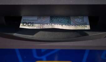 Drożej za wypłatę pieniędzy z bankomatu