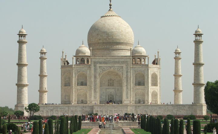 Mauzoleum Taj Mahal, jedna z głównych atrakcji turystycznych Indii fot. freeimages.com