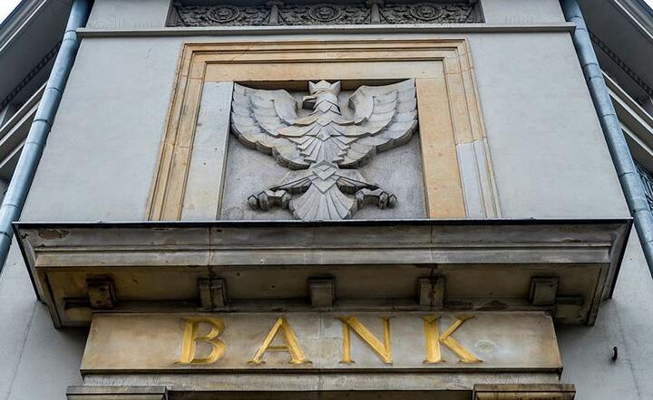 Bank / autor: Fratria/Andrzej Skwarczyński