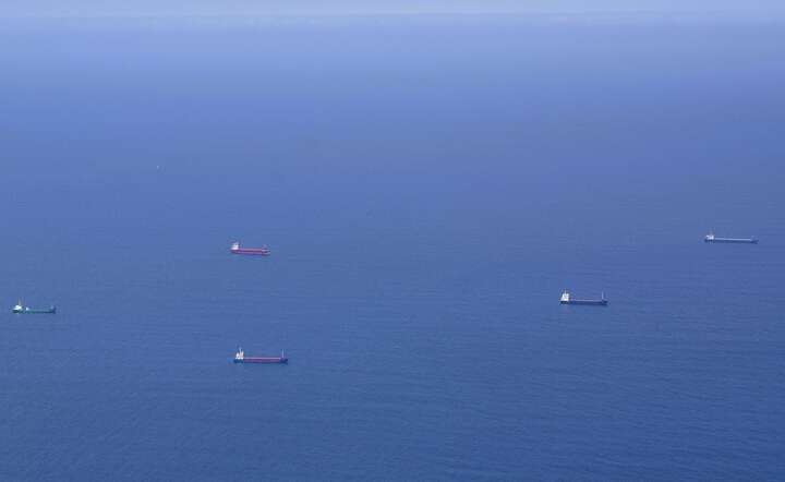 Tankowce na redzie portu naftowego. ZDJĘCIE ILUSTRACYJNE / autor: Pixabay