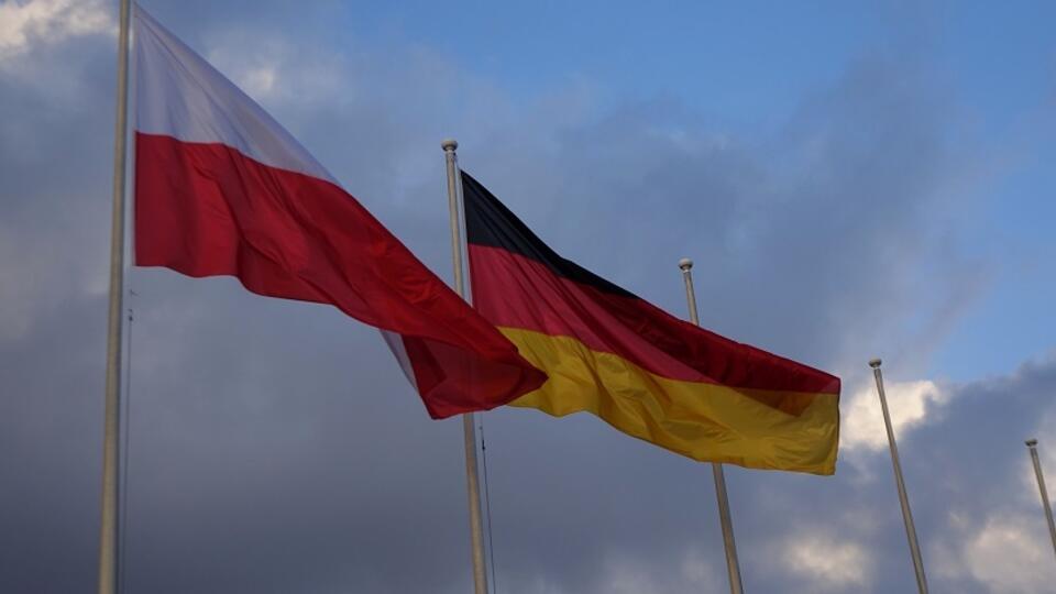 Flagi Polski i Niemiec / autor: Fratria
