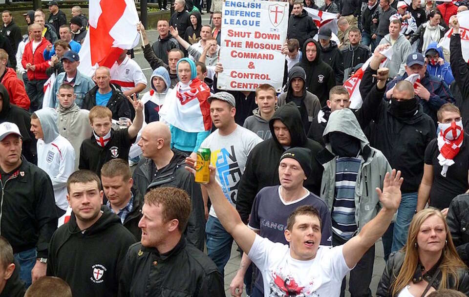 Angielska Liga Obrony (English Defence League) / autor: Gavin Lynn/CC/Wikimedia Commons