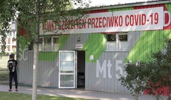 Niemal połowa Polaków już w pełni zaszczepiona