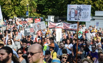 Demonstracja w Warszawie: frankowicze chcą rozpoczęcia prac nad projektem ustawy frankowej autorstwa Kukiz'15
