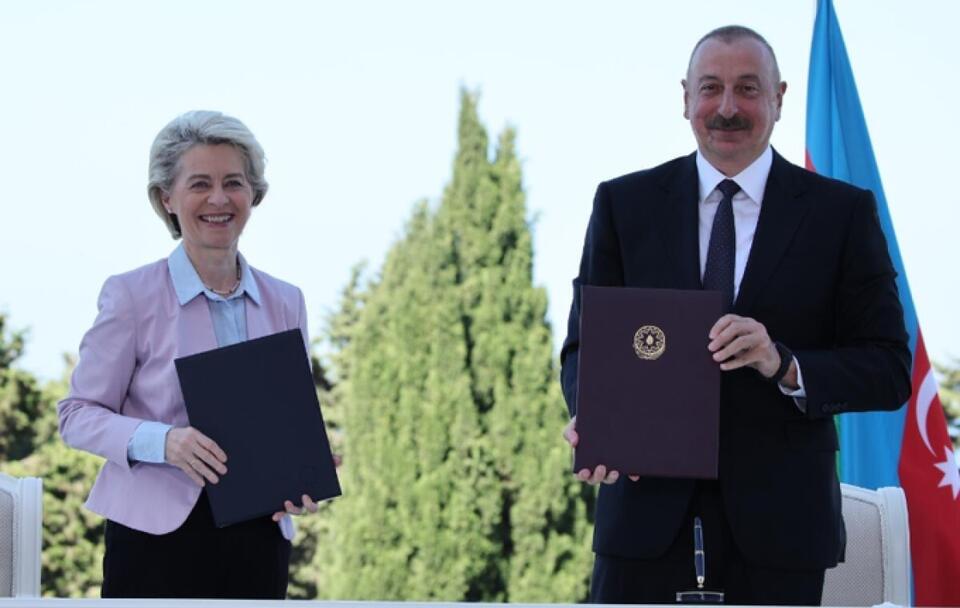 Szefowa KE Ursula von der Leyen i prezydent Azerbejdżanu Ilham Alijew / autor: Twitter/European Commission 