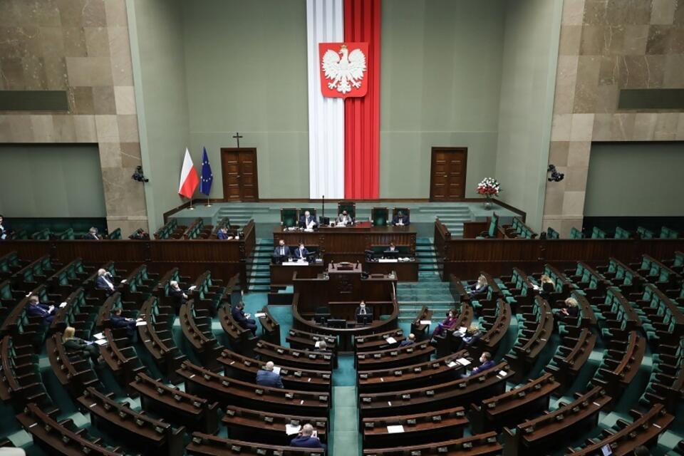 Sejm / autor: PAP/Leszek Szymański