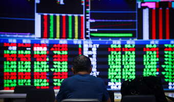 Dolar stabilny przed Fed i wynikami big techów