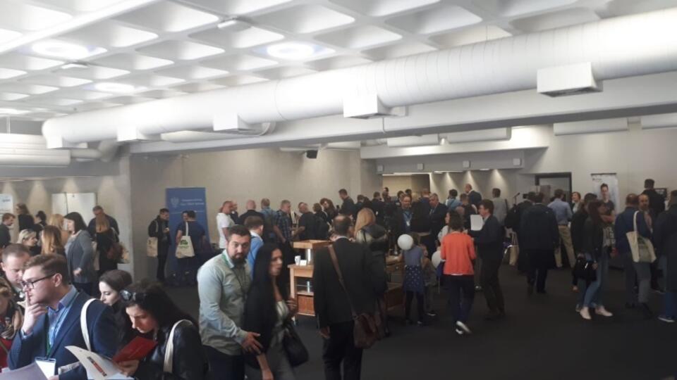 Targi pracy / autor: screen T/Jadwiga Emilewicz