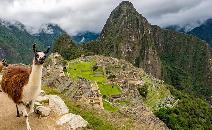 Machu Piccchu, starożytne miasto Inków jest jedną z największych atrakcji turystycznych Ameryki Południowej  / autor: Pixabay