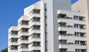Home Broker: lekkie odbicie cen nowych mieszkań