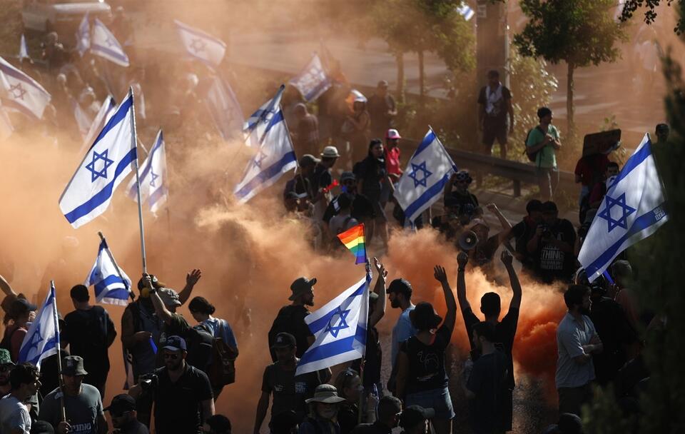 Zamieszki w Izraelu / autor: PAP/EPA/ATEF SAFADI