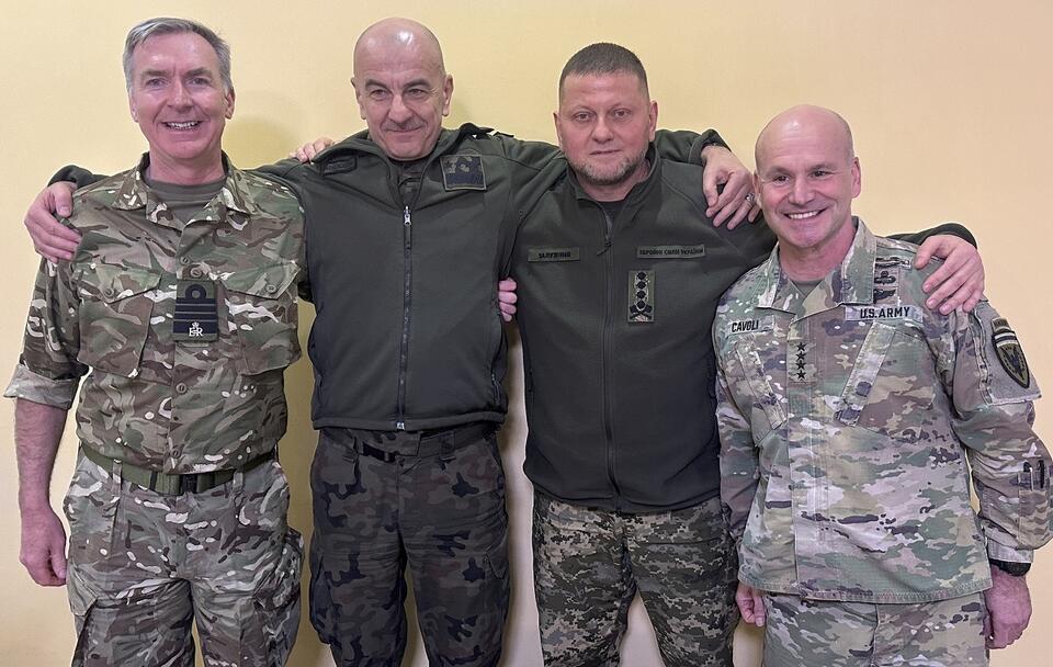 Gen. Załużny spotkał się z dowódcami z Polski, USA i NATO