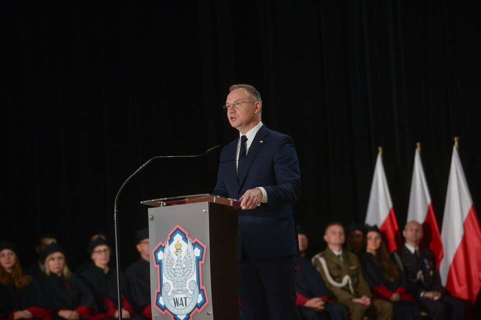 Prezydent Andrzej Duda na WAT  / autor: PAP/Marcin Obara