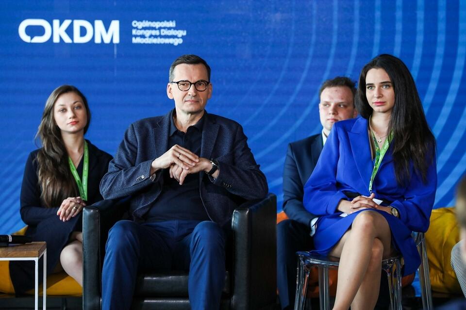 Premier Mateusz Morawiecki uczestniczył w sesji Q&A podczas Ogólnopolskiego Kongresu Dialogu Młodzieżowego w Warszawie / autor: PAP/Adam Guz/KPRM