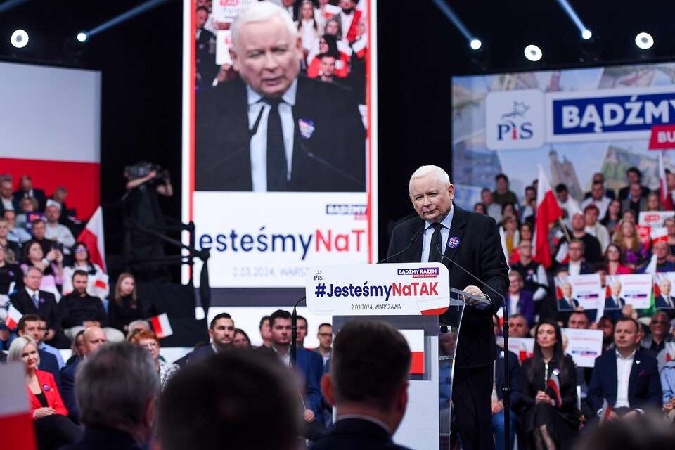 Prezes PiS Jarosław Kaczyński podczas konwencji samorządowej w Warszawie / autor: X/Prawo i Sprawiedliwość