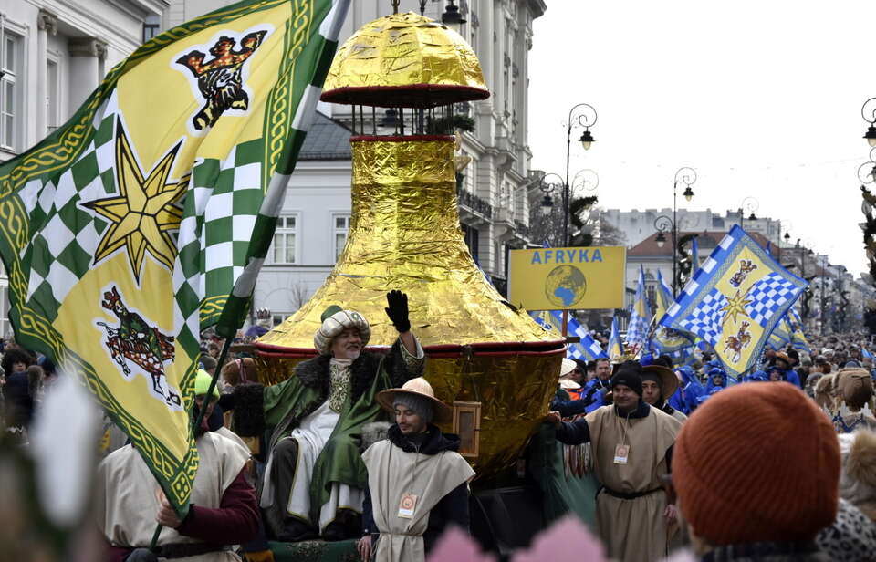 Orszaki Trzech Króli przejdą 6 stycznia ulicami blisko tysiąca miejscowości w Polsce pod hasłem: „Nadzieją się cieszą!”. / autor: Fratria