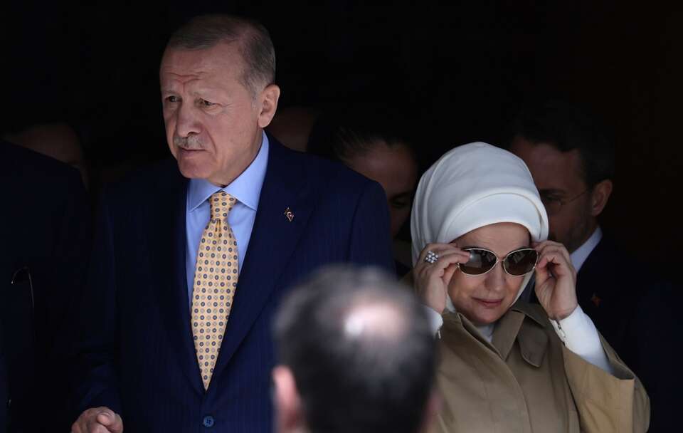 Prezydent Turcji Recep Tayyip Erdogan ze swoją żoną Emine Erdogan / autor: PAP/EPA/ERDEM SAHIN