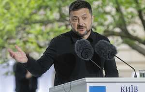 Prezydent Ukrainy Wołodymyr Zełenski / autor: PAP/EPA/SERGEY DOLZHENKO
