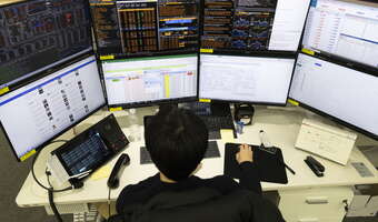 Bunt maszyn na rynkach kapitałowych