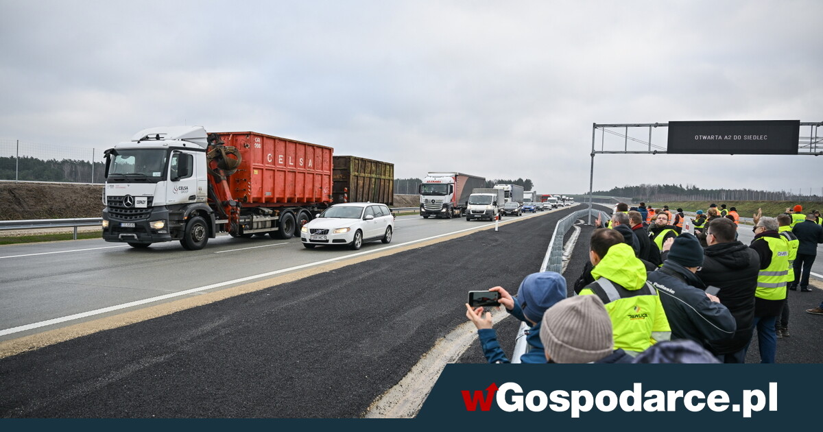 Już jeżdżą! Autostradą A2 ze stolicy do Siedlec