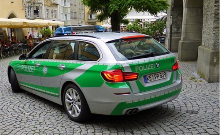 Niemiecka policja - zdjęcie ilustarcyjne  / autor: Pixabay