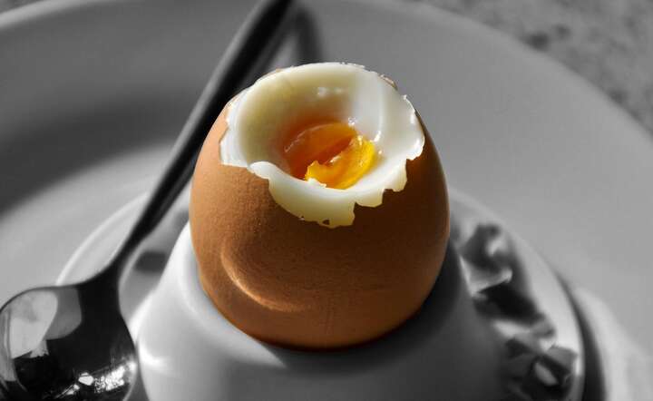 Czy jajka faktycznie podwyższają poziom „złego” cholesterolu?