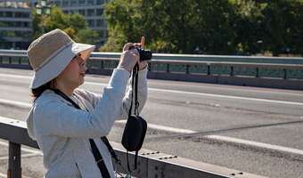 Więcej turystów odwiedza Polskę