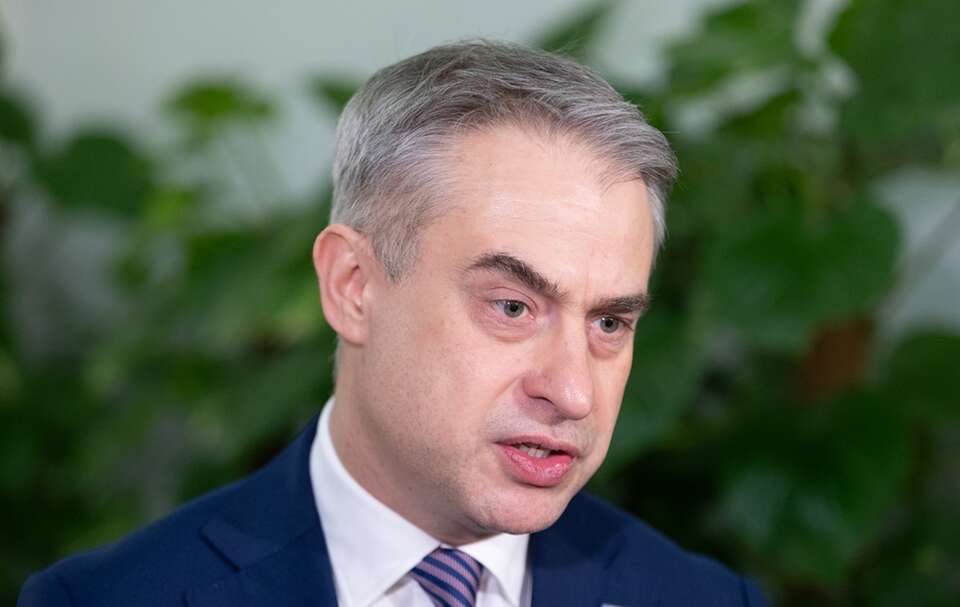 Dziennikarz pyta o "małżeństwa" LGBT. Gawkowski oburzony