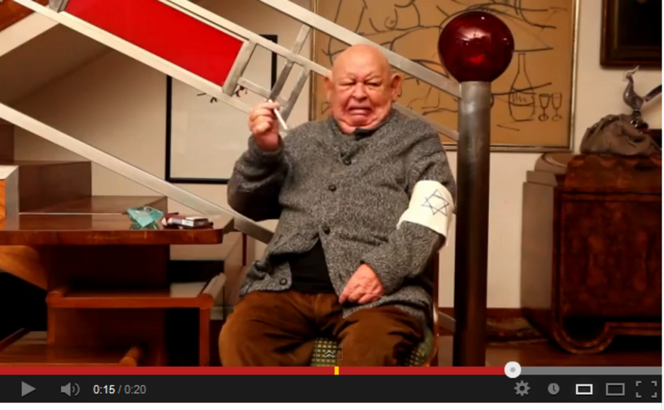 screenshot z YouTube