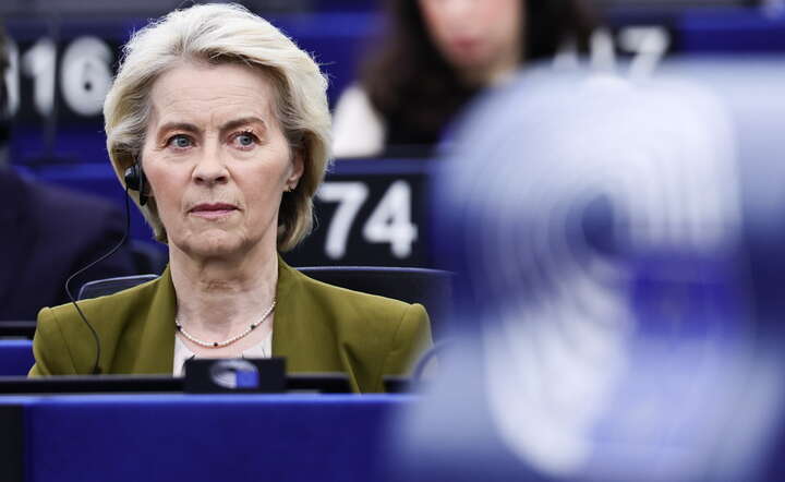 Ursula von der Leyen na obradach Parlamentu Europejskiego w Strasburgu, 30 kwietnia 2026 / autor: PAP/EPA/RONALD WITTEK 