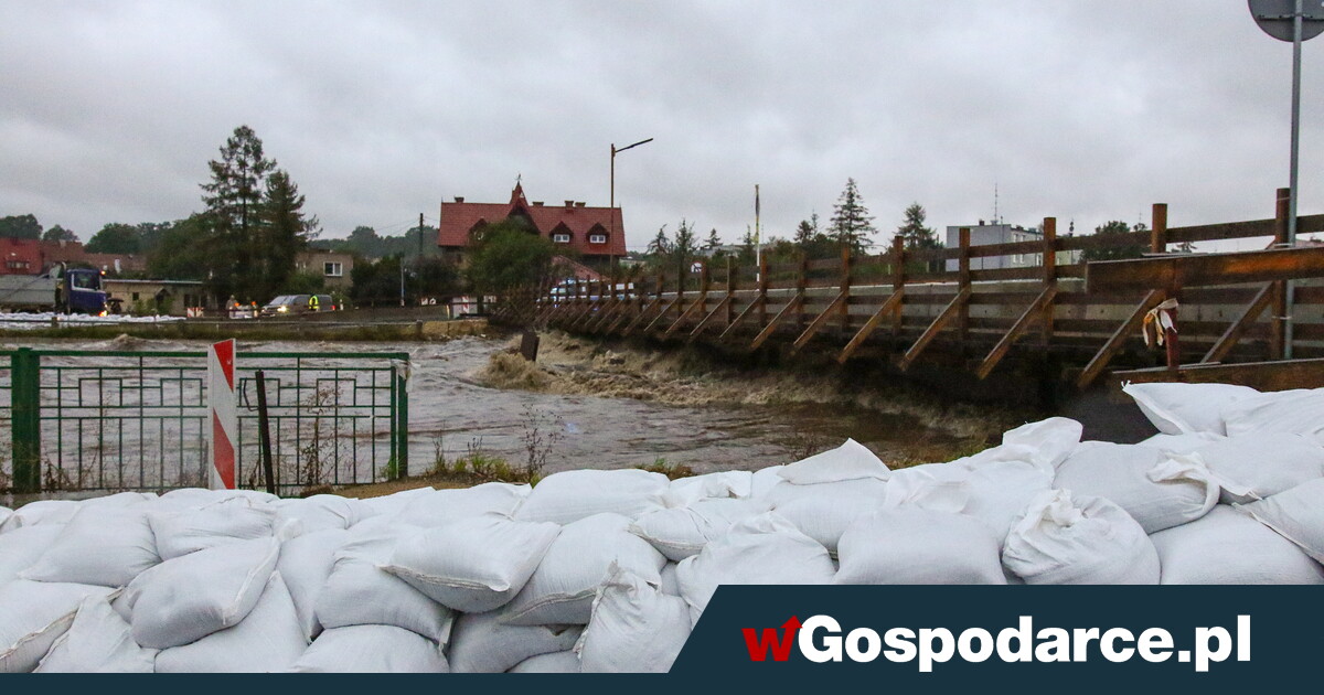Pogarsza się sytuacja w tych rejonach Polski. "Toniemy"