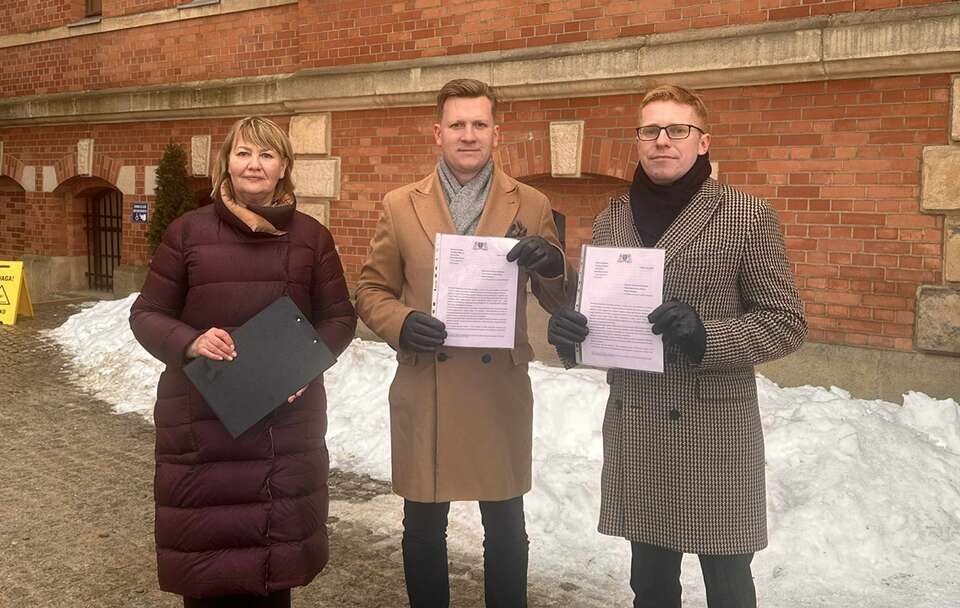 Gdańscy radni PiS skierowali pismo do UODO ws. wycieku danych uczniów. / autor: materiały prasowe