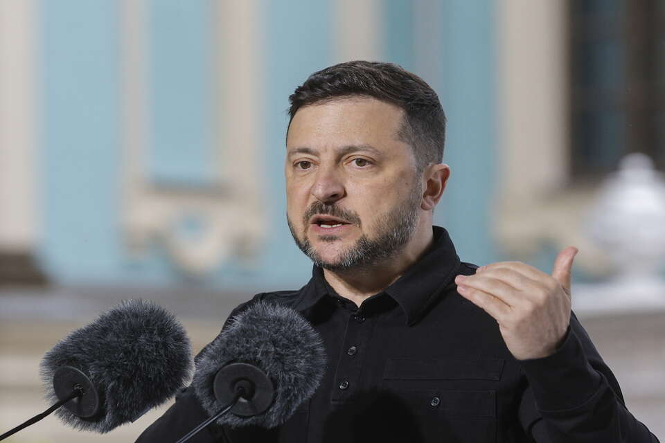 Absurdalna obrona Zełenskiego w "Newsweeku"! Nie wie o Wołyniu?