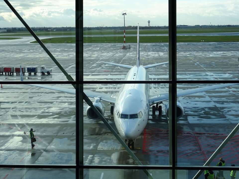 Lotniska wprowadzają ograniczenia dotyczące paliwa lotniczego