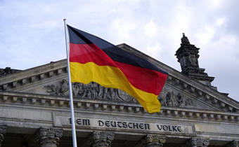 Niemiecka prokuratura składa wniosek o oskarżenie Schroedera