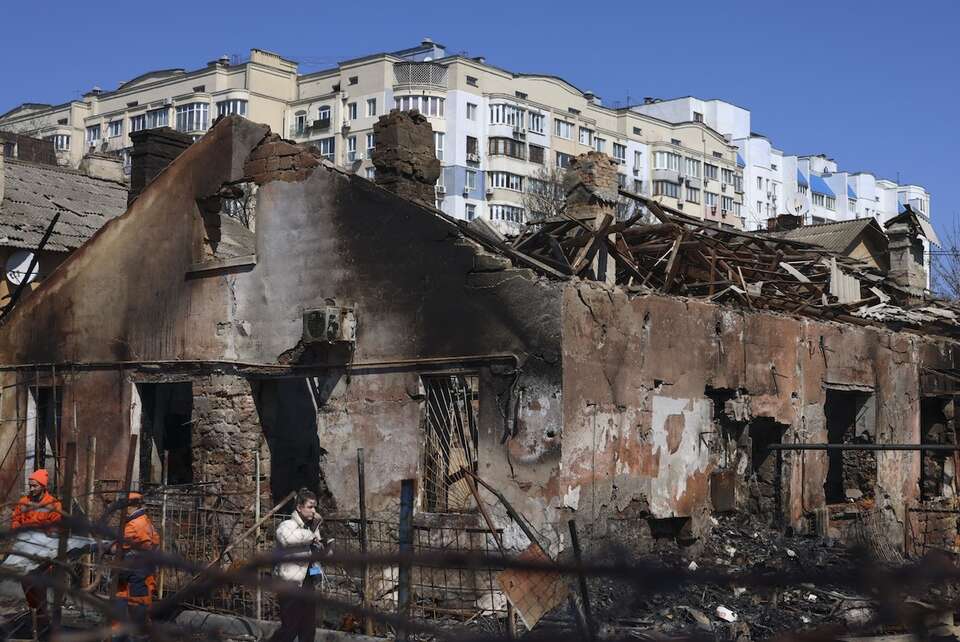 Zniszczony dom w Odessie  / autor: PAP/EPA