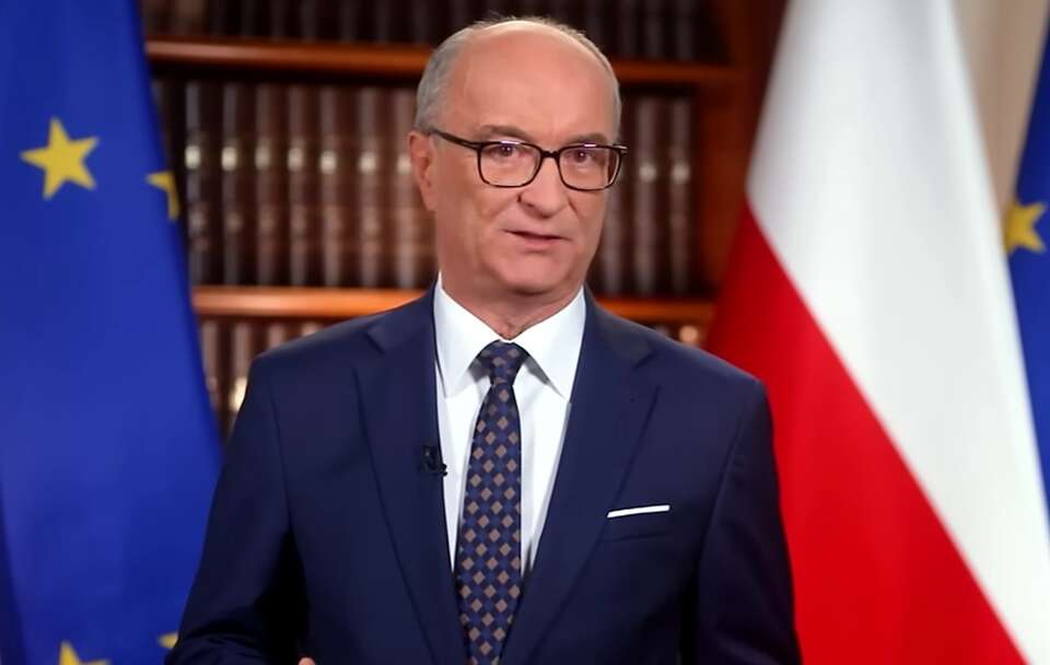 Oburzające! Towarzysz stara się naciskać na prezydenta ws. SAFE