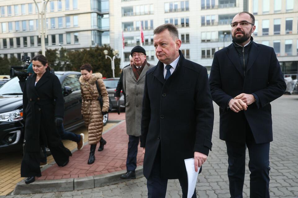 Mariusz Błaszczak (second from the right) / autor: PAP/Leszek Szymański