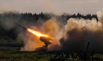 "WSJ": Rosja de facto największym dostawcą uzbrojenia dla Ukrainy