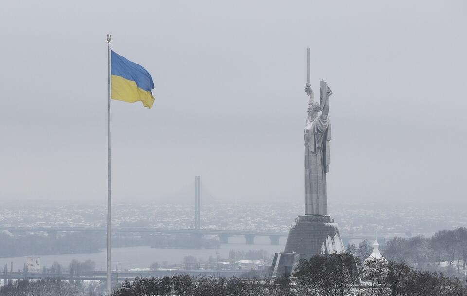 Prezydent Zełenski optymistycznie o obronie ukraińskiego nieba / autor: PAP/EPA/SERGEY DOLZHENKO