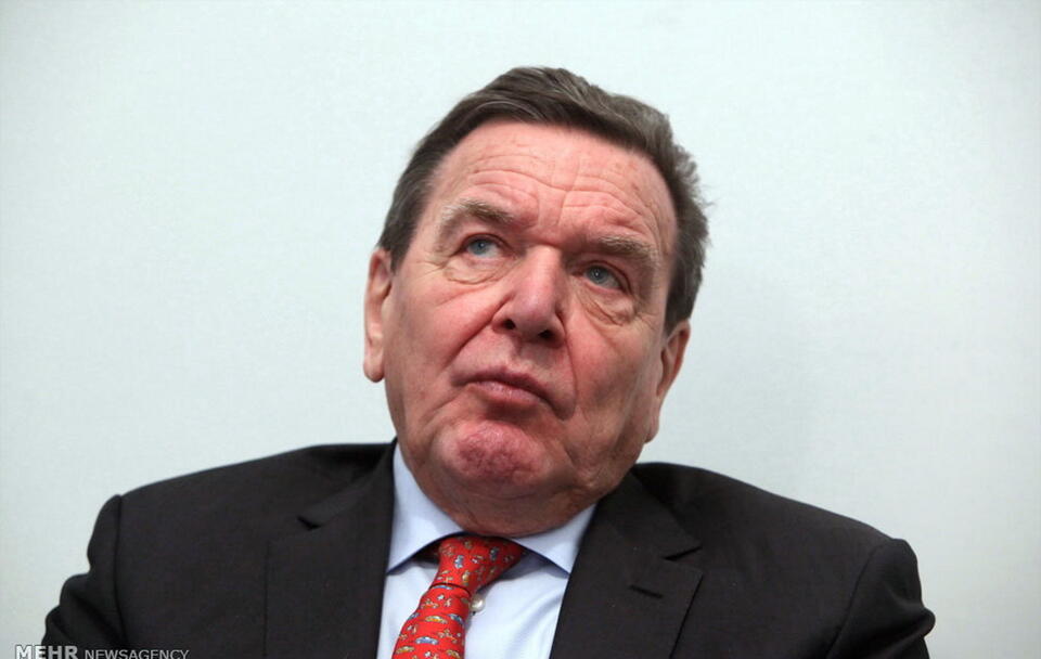 Gerhard Schröder / autor: wikimedia.commons: Mehr News Agency/12 January 2016/https://creativecommons.org/licenses/by/4.0/